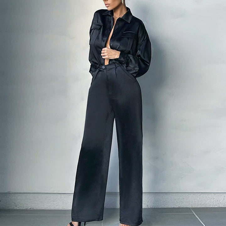 Dame Elegant Satin-kombination outfit med bred pasform og stilfulde knapdetaljer Stilla