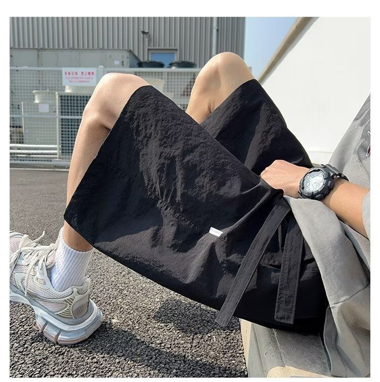 Herrer afslappede shorts i let nylon med elastisk talje og praktiske sidelommer Stilla