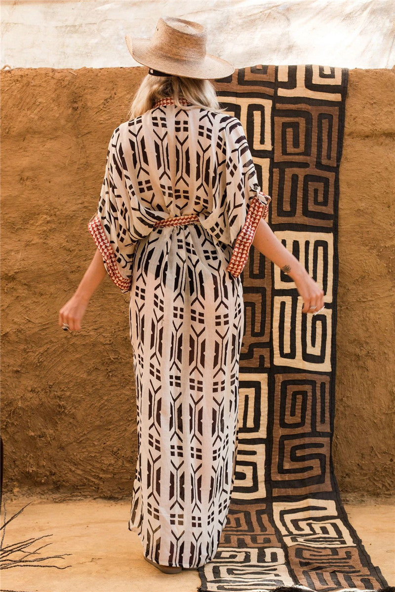 Dame trendy kaftan med kunstnerisk geometrisk mønster Stilla