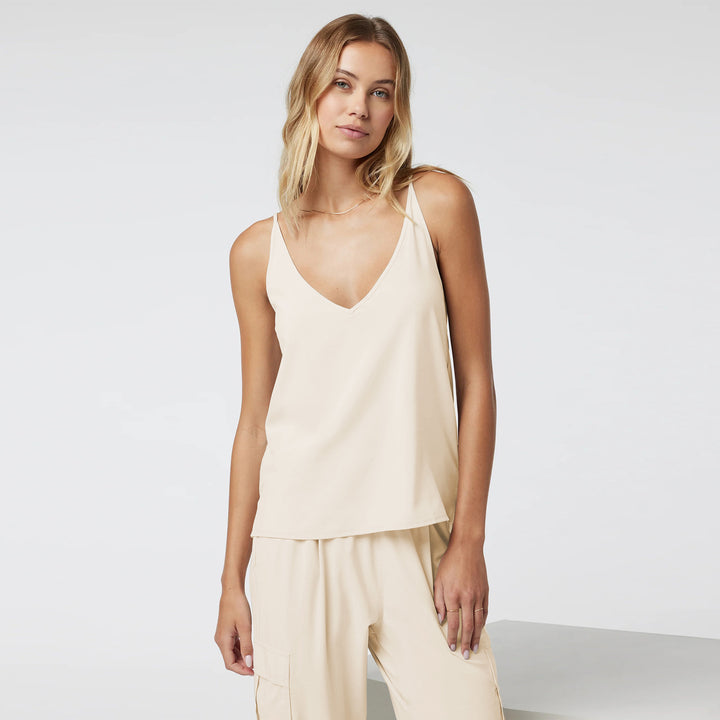 Dame elegant V-hals top med fine spaghettistropper Stilla