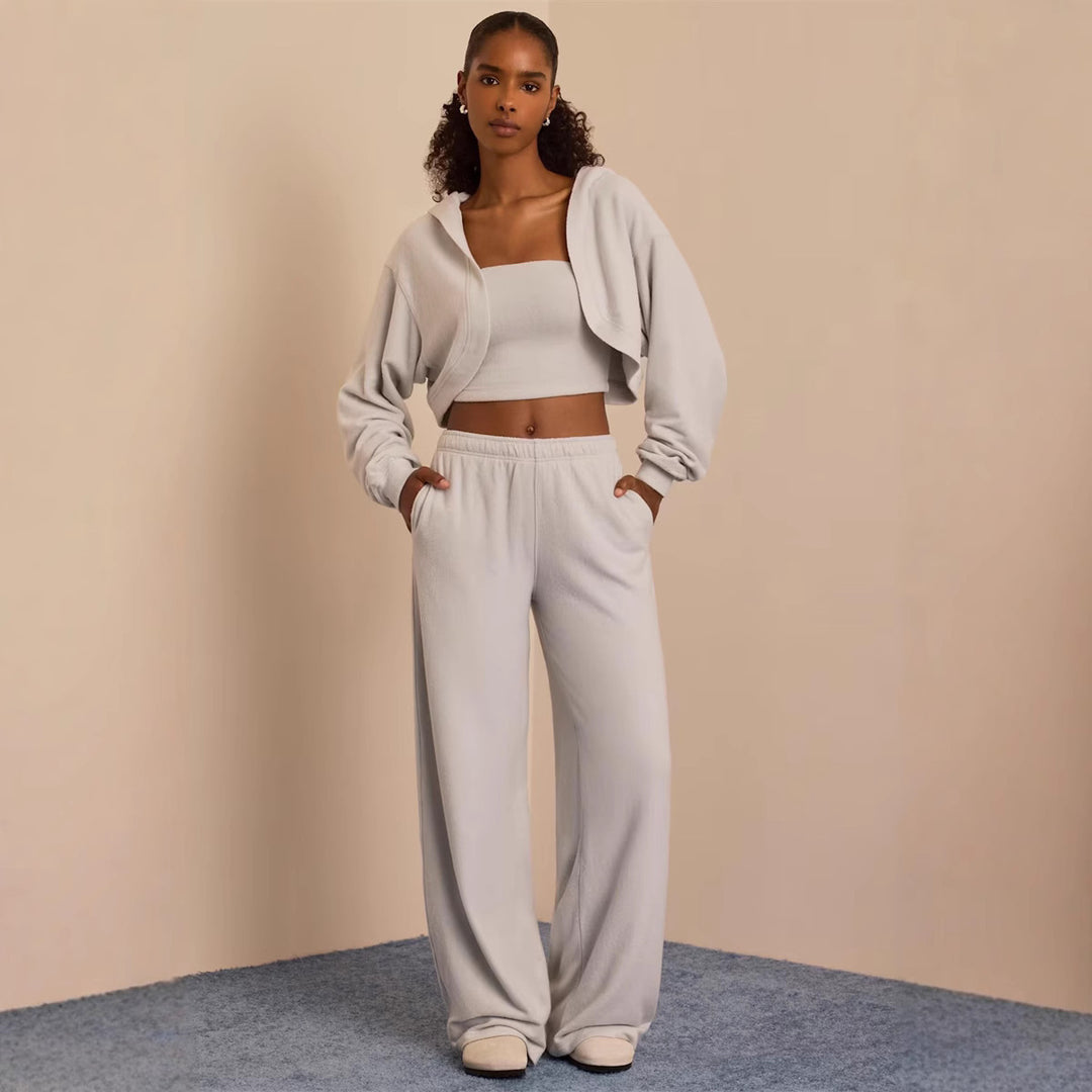 Kvinders afslappede lounge sæt med cropped top og bred buks ben Skovae