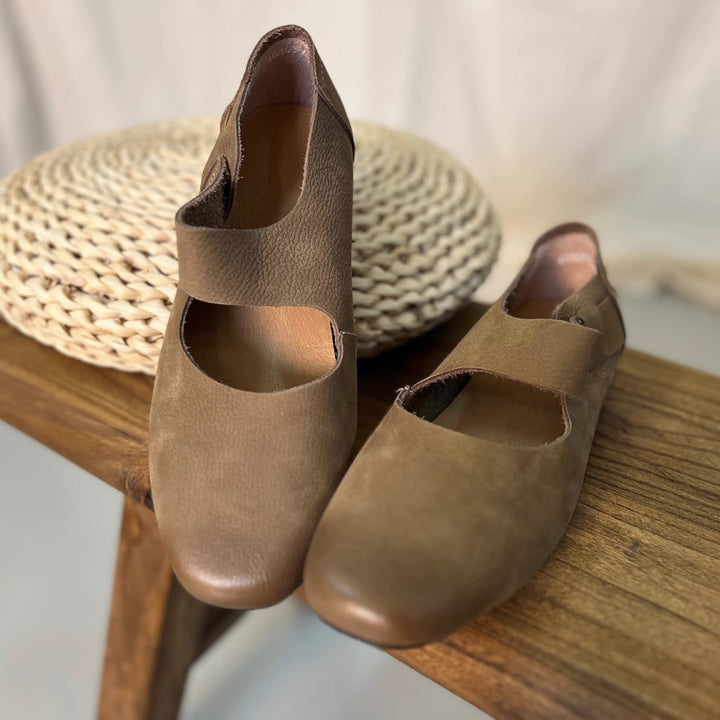 Dame Stilfulde Mary Jane Ballerinas med unikt udskæringsdesign Stilla