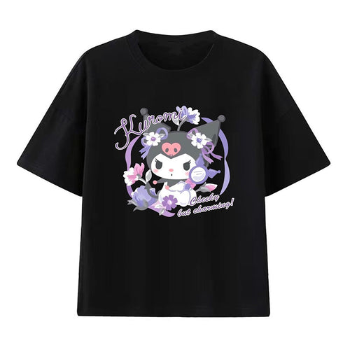 Dame T-shirt med stort Kuromi-motiv og legende tryk Stilla