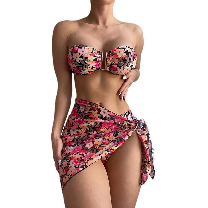 Dame Bandeau-Bikini-sæt med gennemsigtig indpakningsskørt og blomsterdesign Stilla