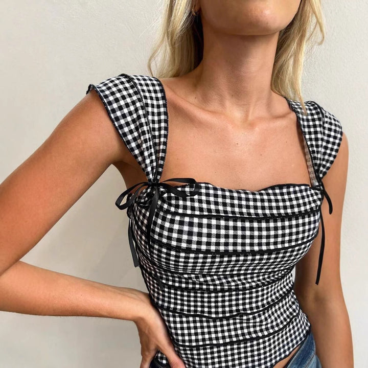 Dame Top med ternet mønster og ruffle detaljer Stilla