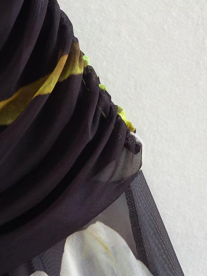 Dame aften kjole med trendy flæse-design og floraltryk Stilla