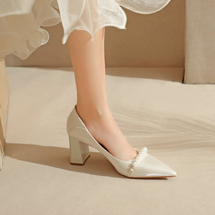 Dame Elegante Spids-tå Blokhæls Pumps med Perle Detalje Stilla