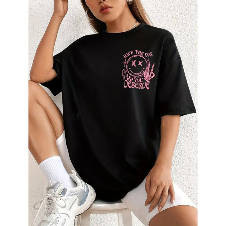 Damer afslappet T-shirt med iøjnefaldende statement-design Stilla