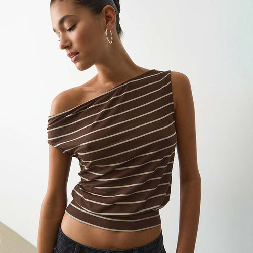 Dame asymmetrisk langærmet skjorte med moderne stribemønster og elegante cut-out-detaljer Skovae