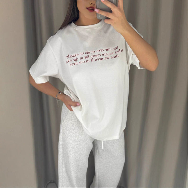 Kvinders afslappede oversized T-shirt med kreativt print Stilla