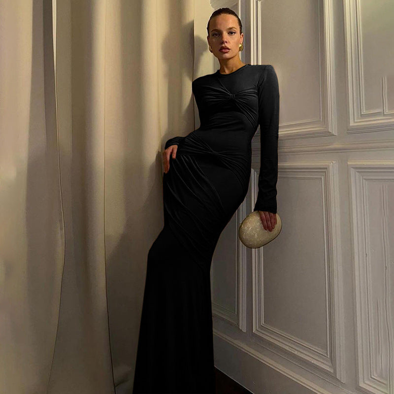 Dame maxikjole med elegant drapering og lange ærmer Stilla