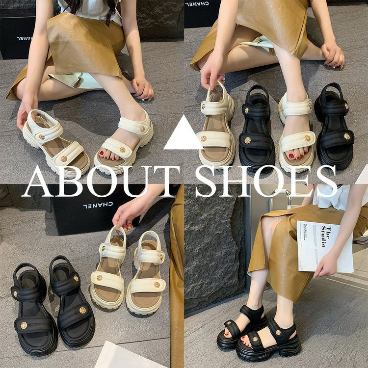 Dame mode-sandaler med behagelig velcro-lukning og trendy profil Stilla