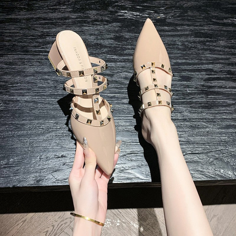 Dame Chunky Heel Slide Mules med dekorative nitter Stilla