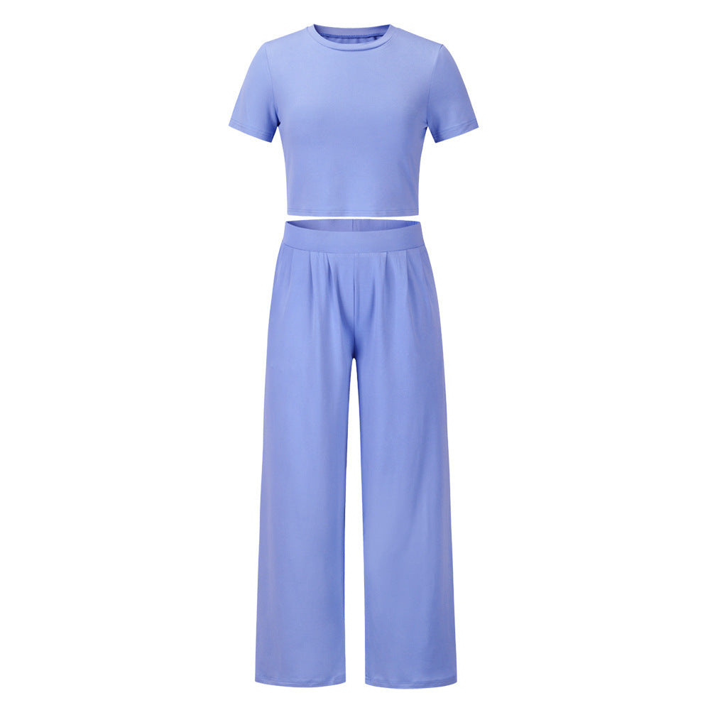 Dame sæt bestående af cropped T-shirt og løse bukser Stilla