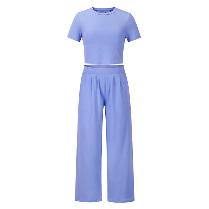Dame sæt bestående af cropped T-shirt og løse bukser Stilla