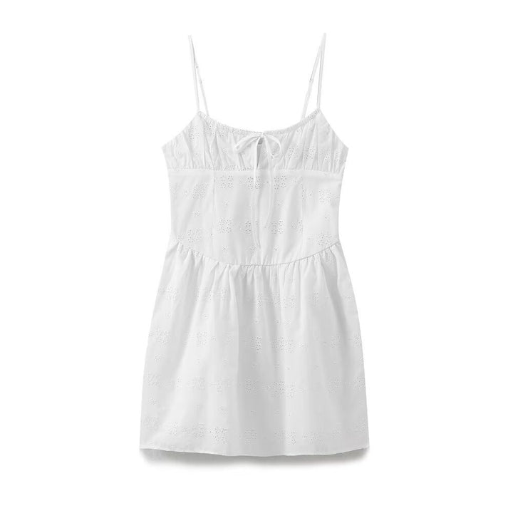 Femme Broderet Stropkjole Stilla