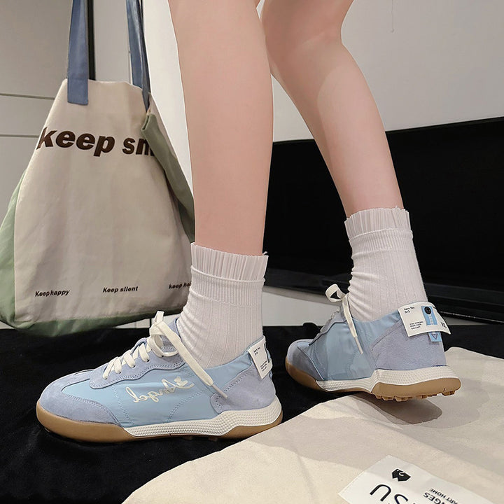 Dame Sporty Sneakers med åndbart overmateriale og skridsikker sål Stilla