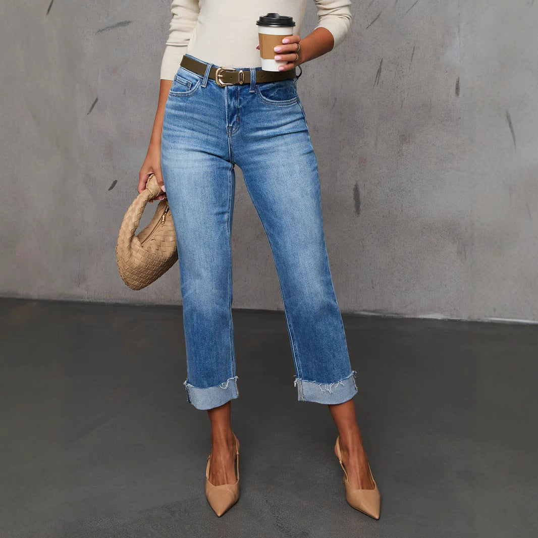 Dame Mom-jeans i afslappet cropped stil med fransede afslutninger Stilla