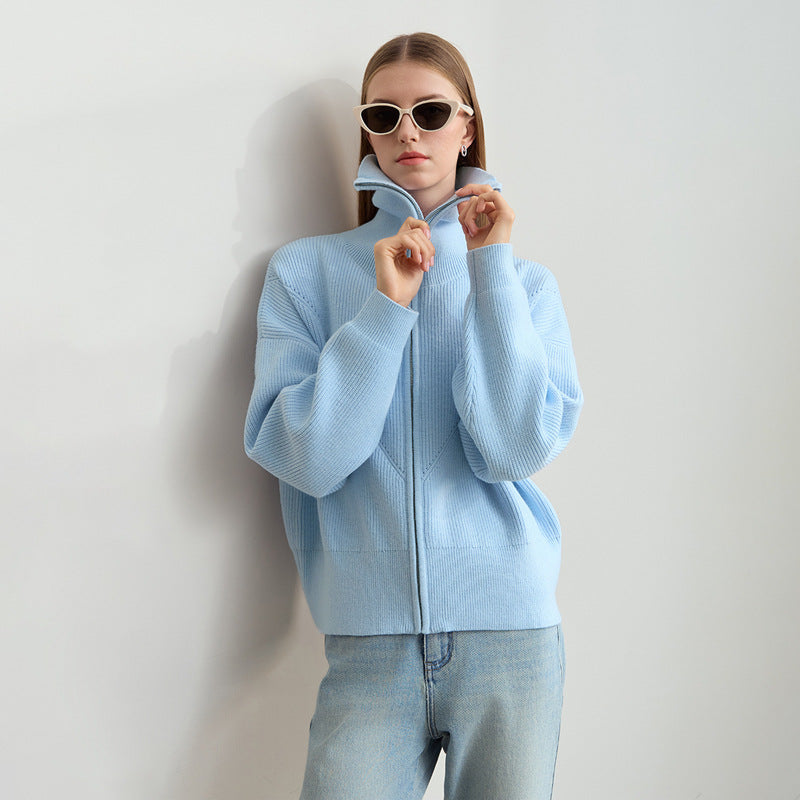 Kvindernes cropped cardigan med praktisk hætte og moderne lynlås Stilla
