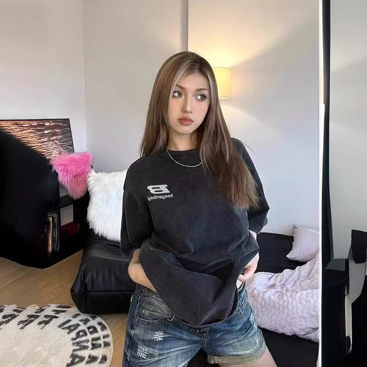 Dame Oversized T-Shirt med kreativt grafikdesign og komfortabel pasform Stilla