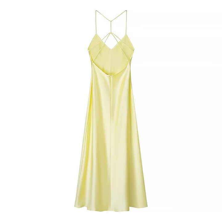Femme Spaghetti-strop maxi kjole med kryds-bagdetalje Stilla