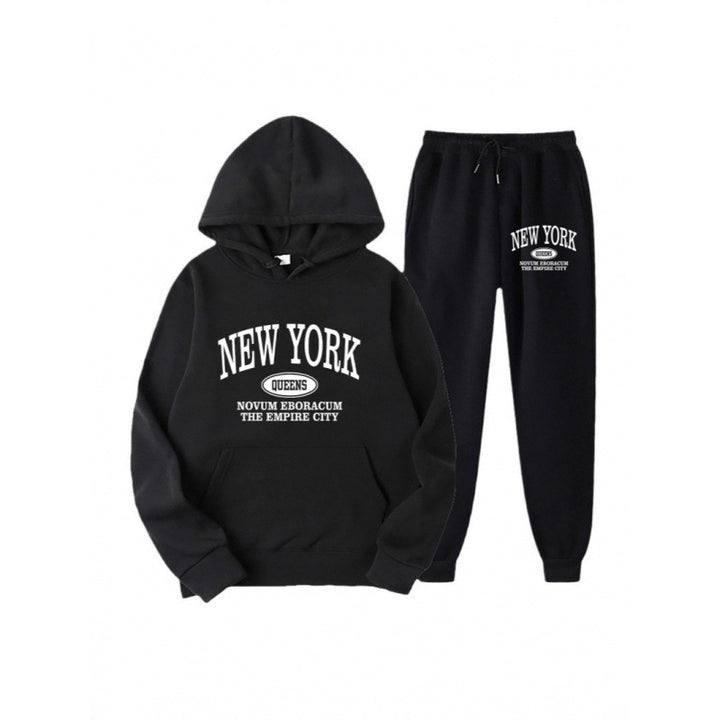Kvinders hoodie sæt med alsidig skrift og komfortable lommer Skovae