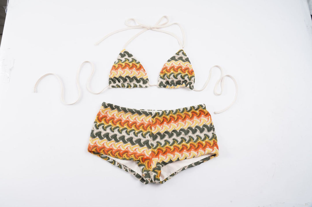 Dame bikiniset med trendy bølgemønster og raffineret pasform Skovae