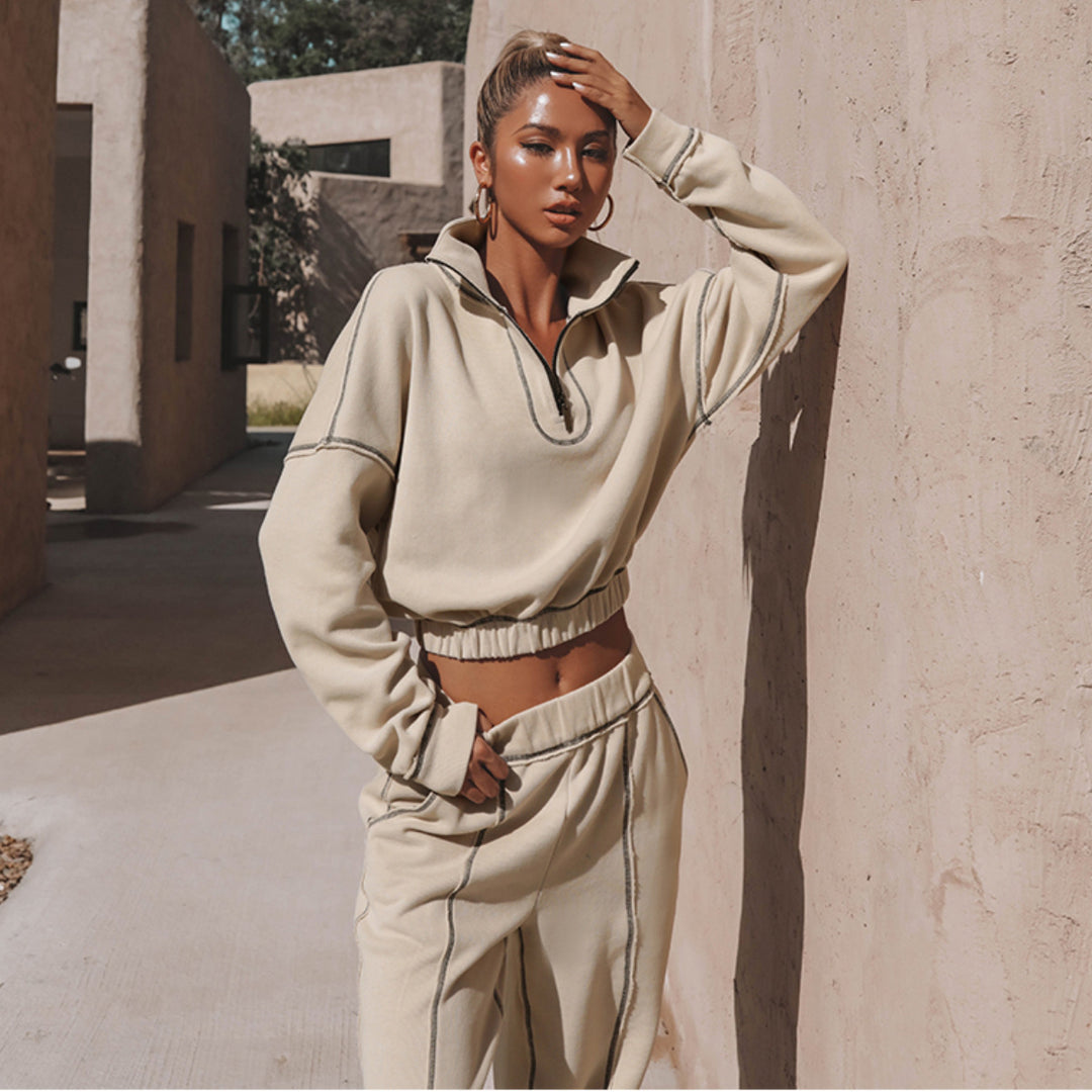 Kvinders cropped hoodie med lynlås og afslappet elastisk bånd Skovae