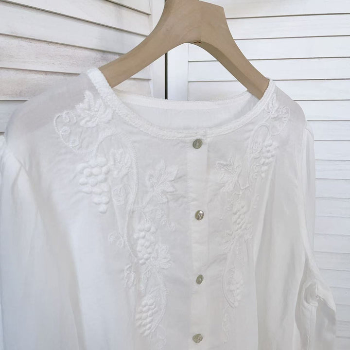 Femme Classic Bestickte Button-Up Bluse Stilla