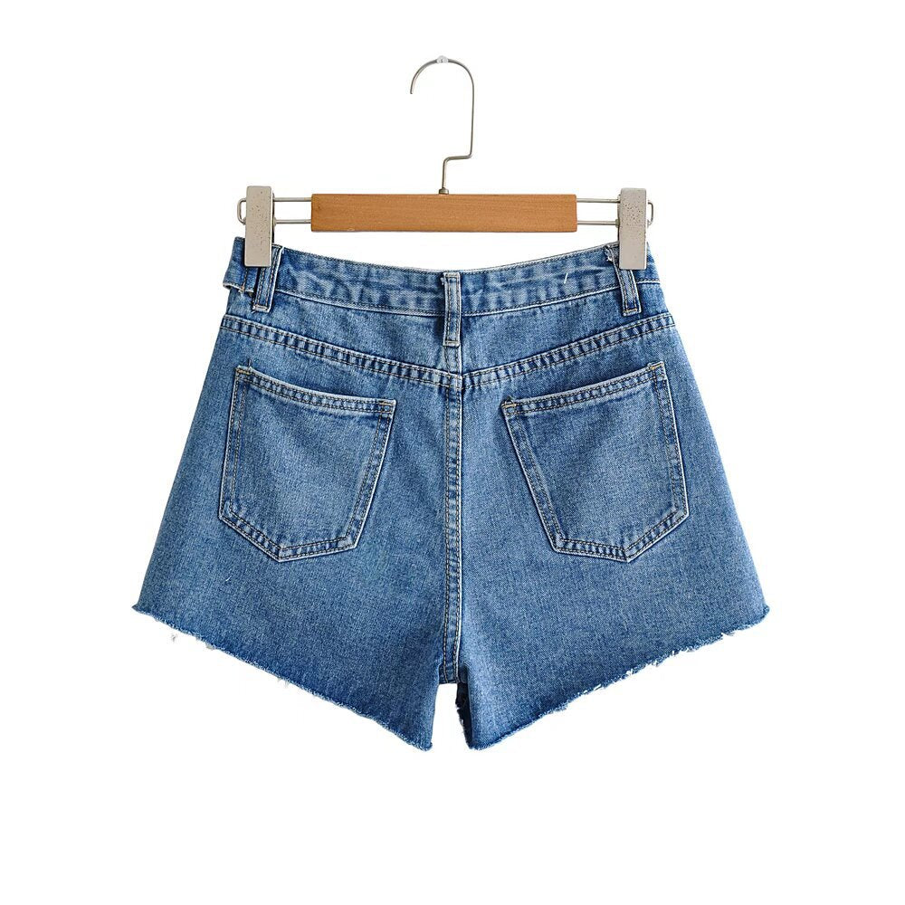 Damer Højtaljede Denim-Shorts med bredt bælte og moderigtige frynsede kant Stilla