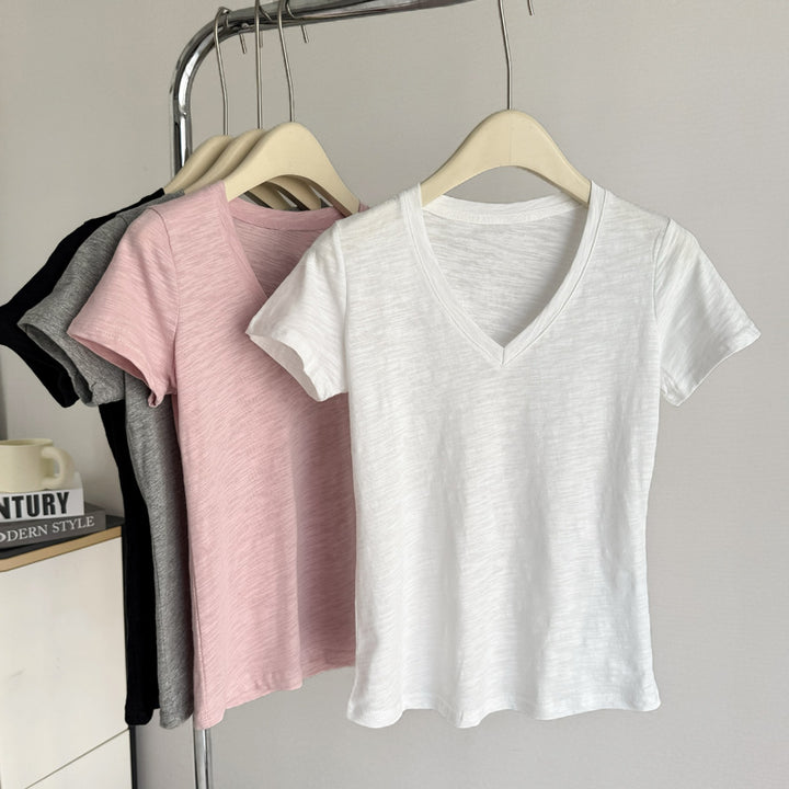 Dame T-shirt med korte ærmer og V-udskæring i blødt materiale Stilla