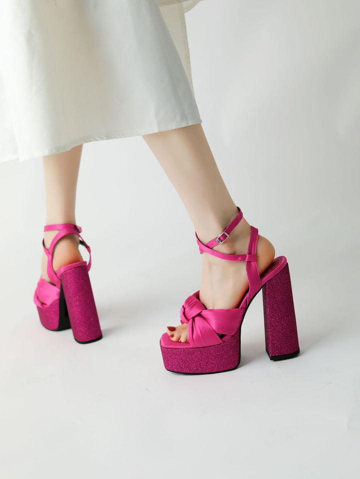 Femme Chunky Platform Højhælede Sandaler med Sløjfedetalje Stilla