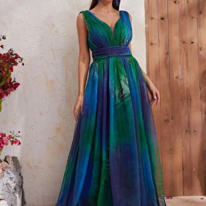 Dame elegant maxikjole med flydende chiffon-overdel og V-udskæring Stilla