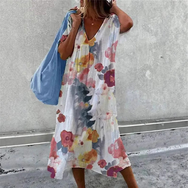 Dame sommerkjole med floralt design og afslappet pasform Stilla