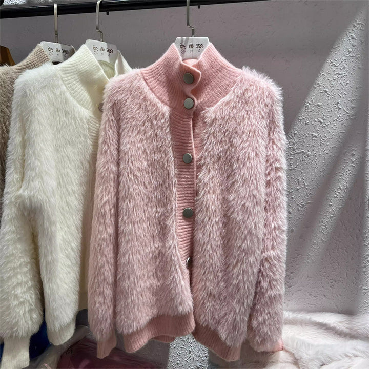 Kvinders hyggelige cardigan med knaplukning og høj krave Stilla