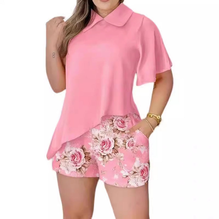 Dame bluse med svajende snit og blomstermønster shorts Skovae