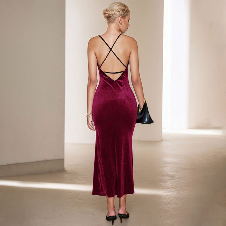 Kvinders Velour Maxi Kjole med Slim Fit og Elegante Spaghettistropper Stilla