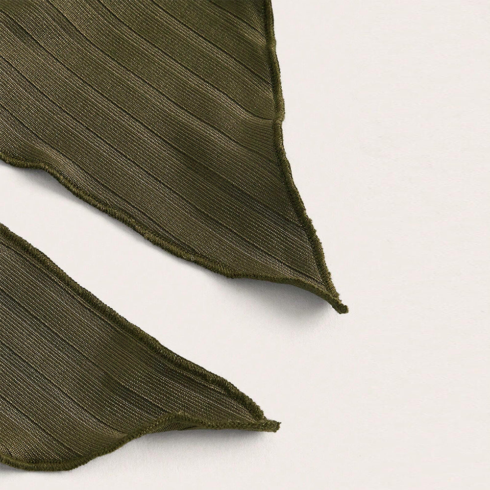 Kvindenes cropped langærmet skjorte med asymmetrisk kant og moderigtige flæse detaljer Stilla