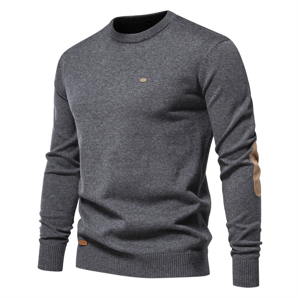 Herrer Rundhals Pullover lavet af fin bomuld med elegante albuepatches Stilla