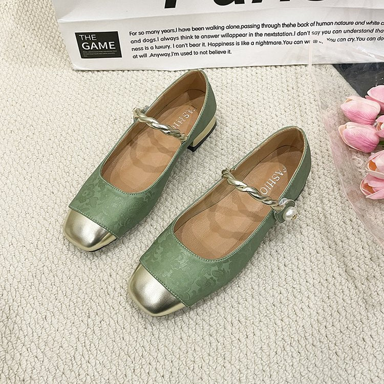 Dame Elegante Ballerinas med udsmykket ankelrem og metallisk tåområde Stilla