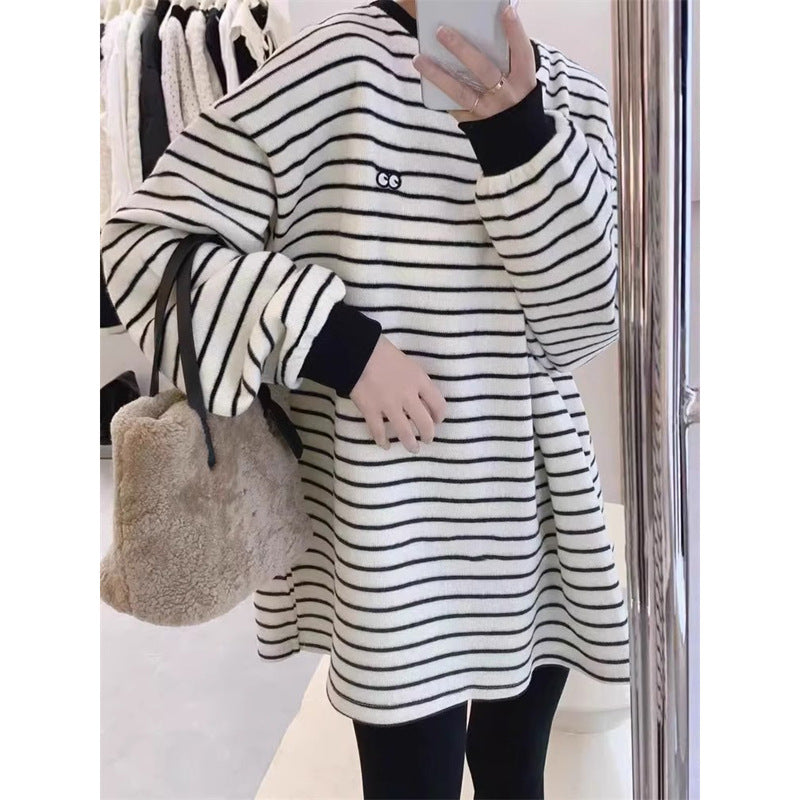 Femme Cozy Stribet Oversized Pullover Sweatshirt Stilla