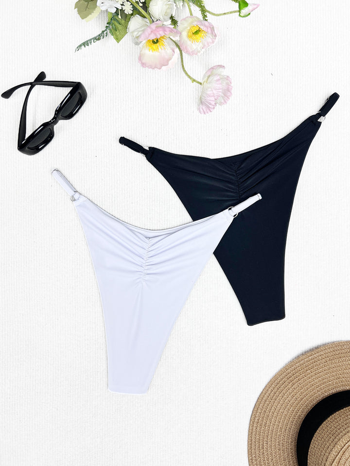 Dame Bikini-trusser med raffinerede rynkeelementer og høj benudskæring Skovae