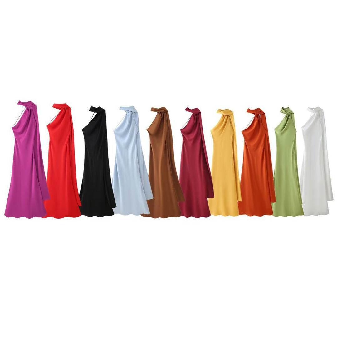 Femme Halter Neck Maxi Kjole med sidelids Stilla