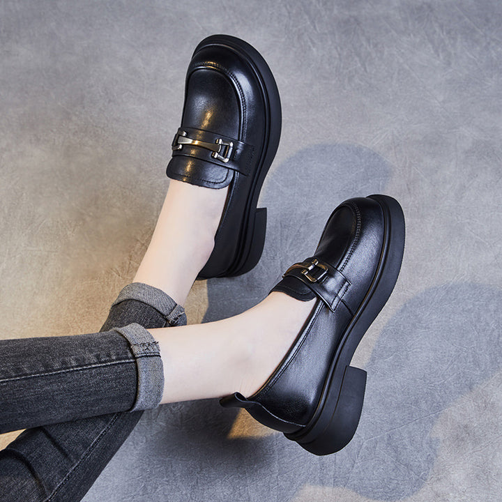 Damer elegante Chunky Loafers med dekorativ metalaccent Stilla