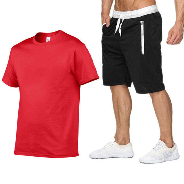 Herre sporty T-shirt og behagelige shorts i en afslappet stil Stilla
