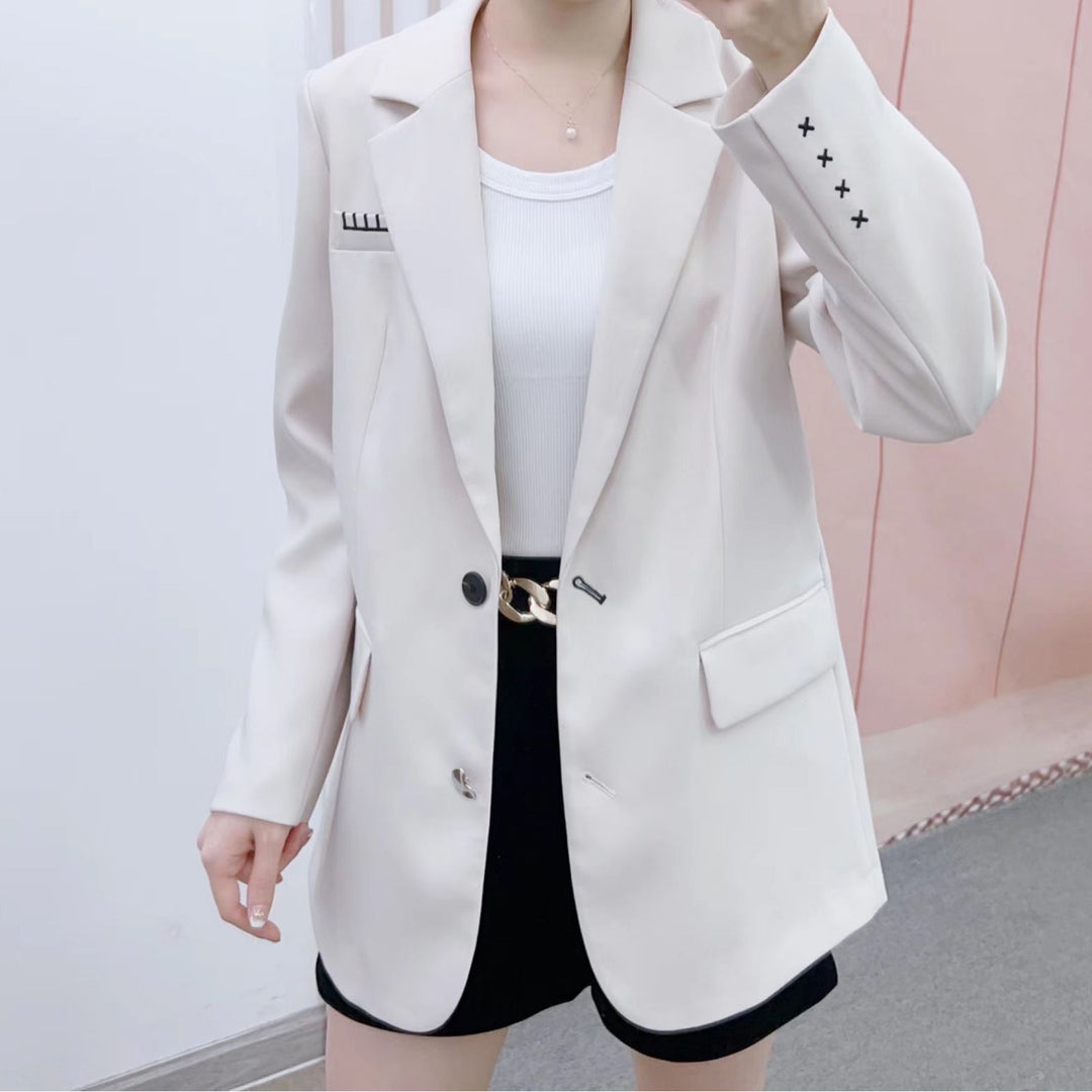 Damer elegant blazer med moderigtige detaljer og klassiske lommer Stilla