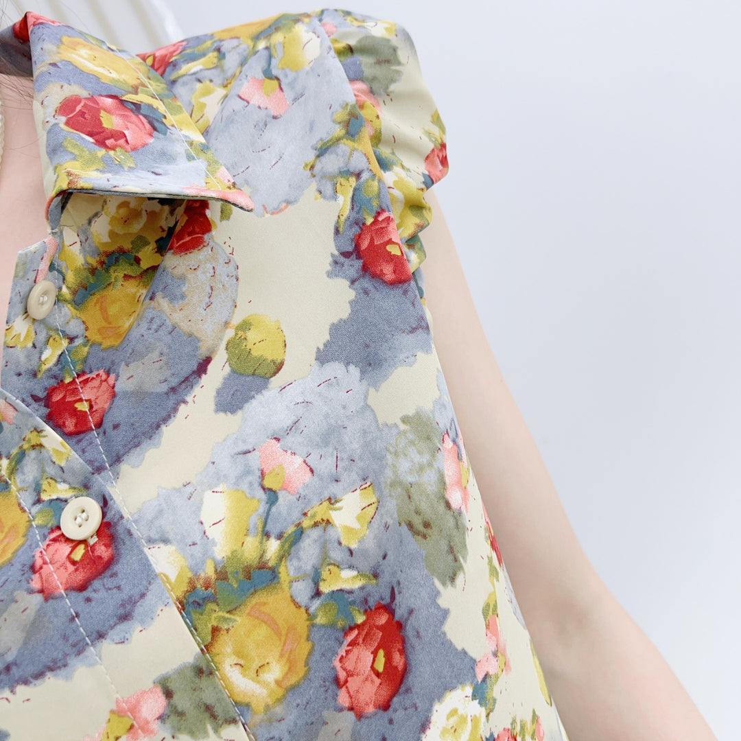 Damebluse med floralt design og afslappet snit Stilla