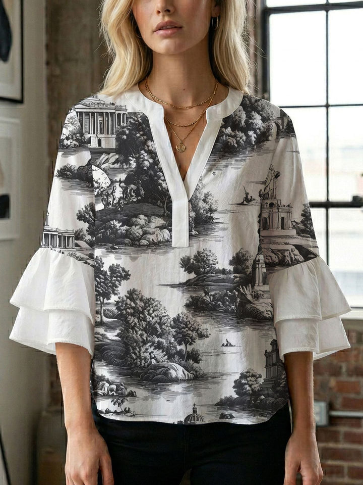 Damebluse med smukt blomstermotiv Skovae