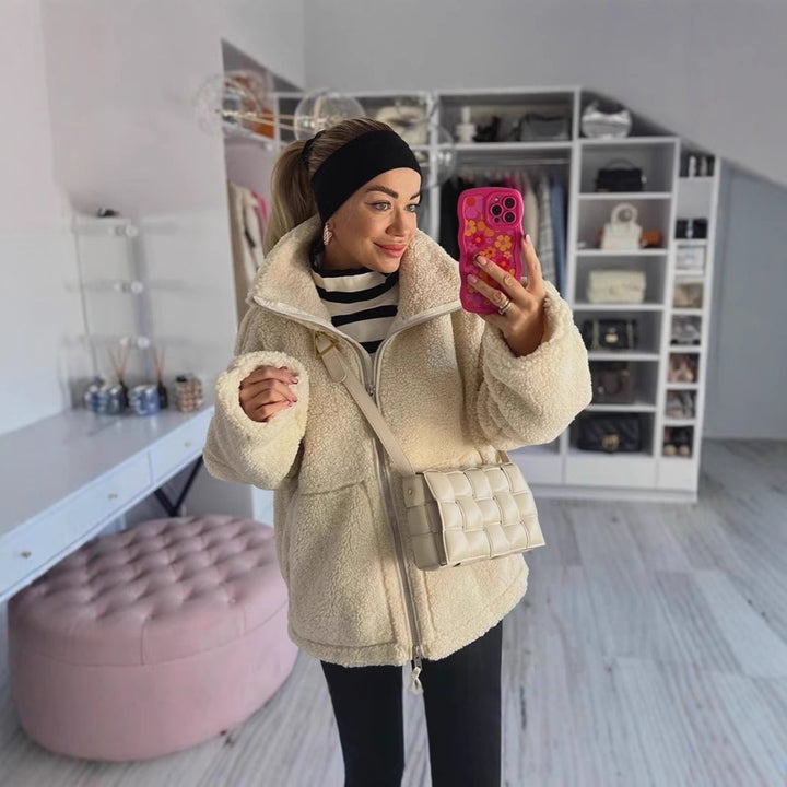 Femme Cozy Sherpa Zip-Up Jakke Stilla