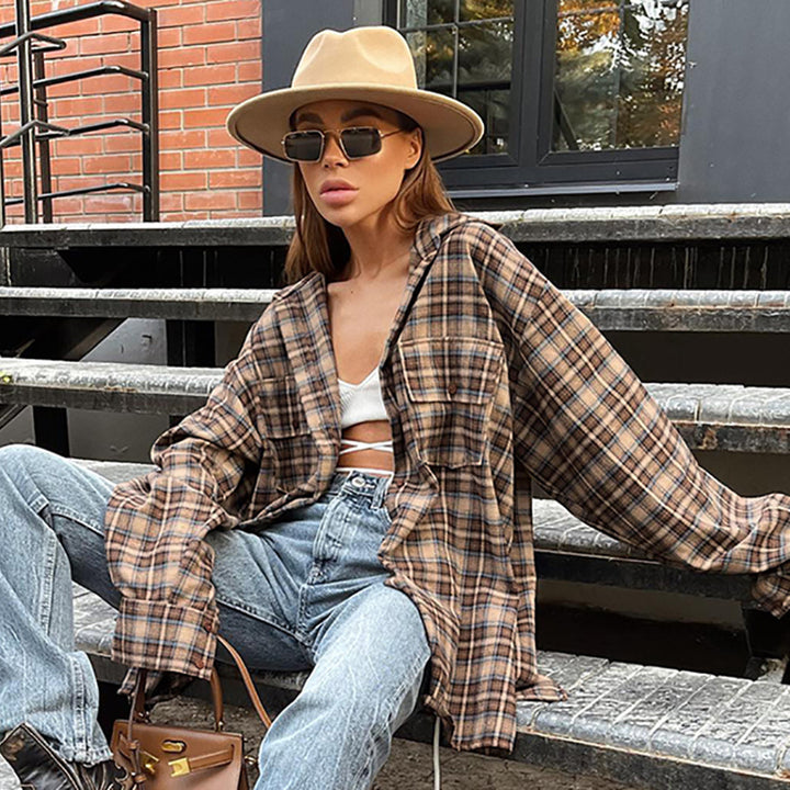 Dame Oversized Fyrkantet Skjorte med afslappet snit og moderne detaljer Stilla